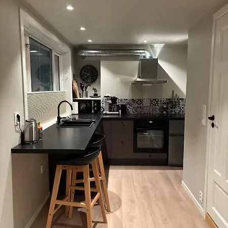 Det Lille Huset Pa Storgata - *