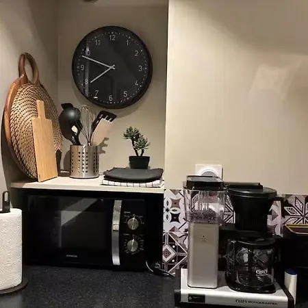 Det Lille Huset Pa Storgata - *