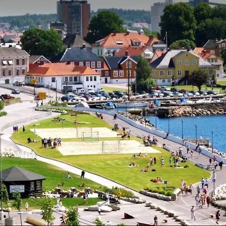 Det Lille Huset Pa Storgata - * Larvik